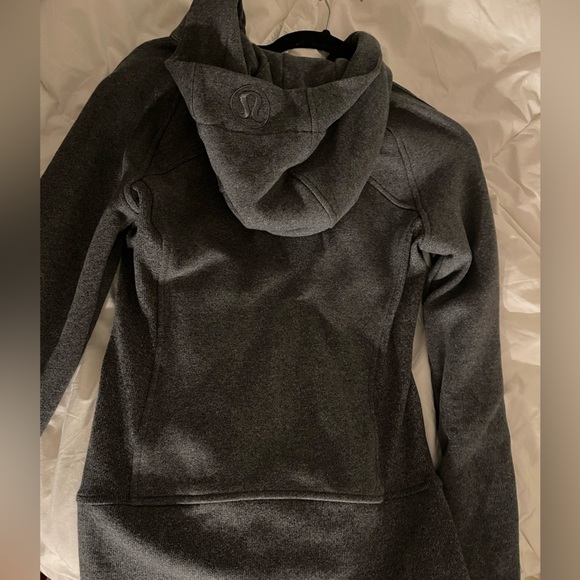 Lululemon scuba full zip, NWOT - Picture 3 of 3